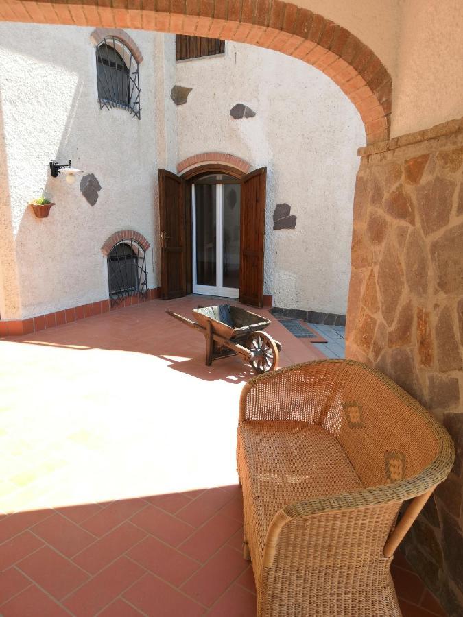 לינה וארוחת בוקר פרינצ'יפינה טרה Casa Mari מראה חיצוני תמונה