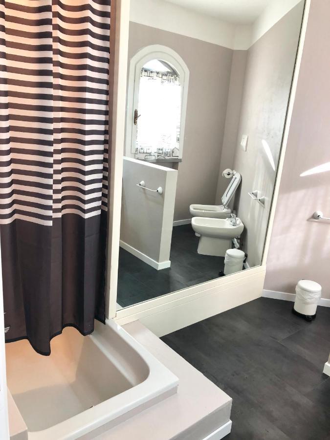 לינה וארוחת בוקר פרינצ'יפינה טרה Casa Mari מראה חיצוני תמונה